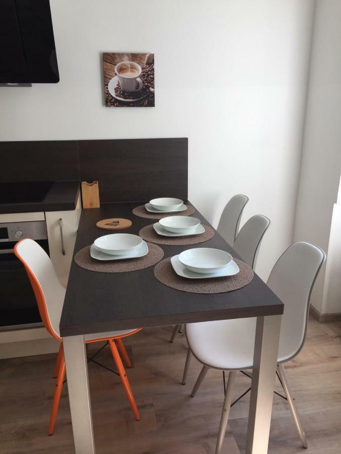 Casa Ax Apartment Maribor Bagian luar foto