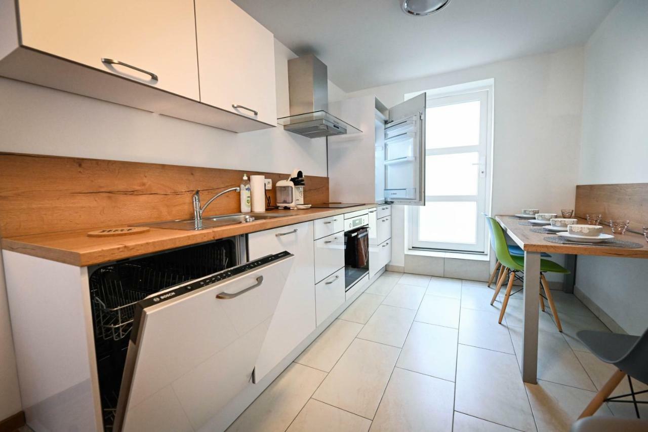 Casa Ax Apartment Maribor Bagian luar foto